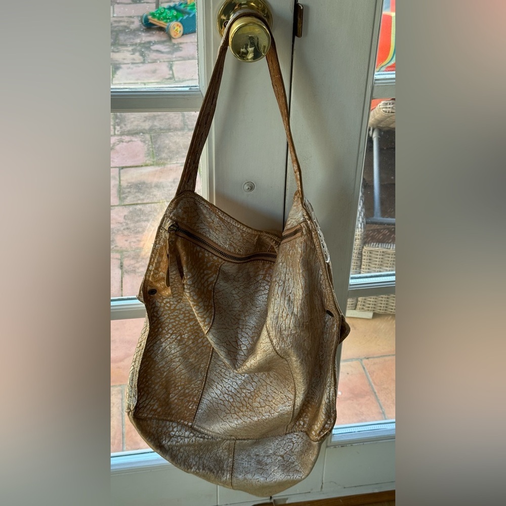 Chic Brown Leather Shoulder Bag